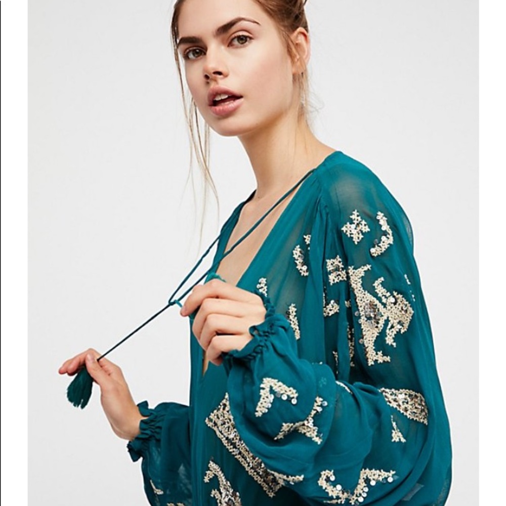 Dress - Picture 13 of 13